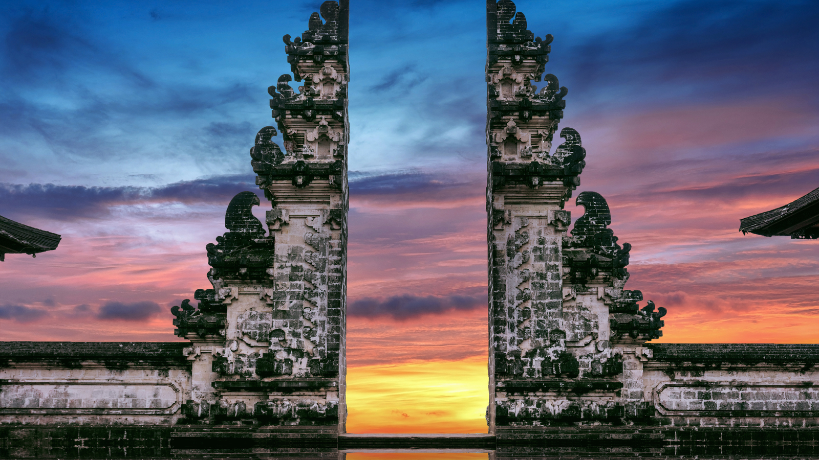 Bali temple gates for sustainable digital nomad travel